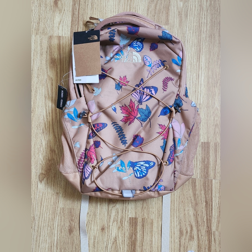 The North Face backpack 🎒